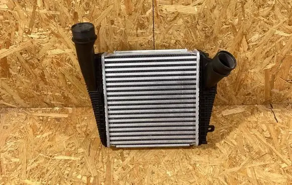 Porsche Panamera (971) Intercooler radiator 971145804