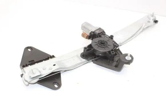 Dacia Sandero III Front door electric window regulator 807217352R