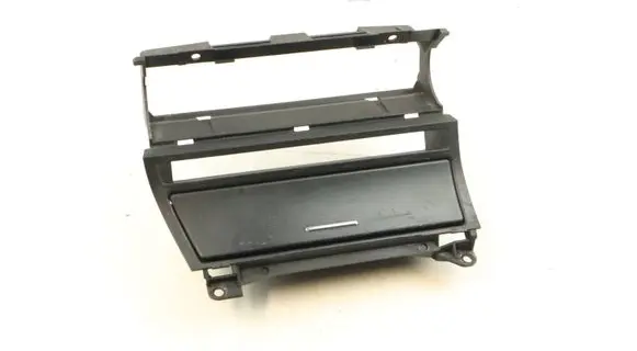 BMW 3 E46 Ashtray (front) 8268887 307090800 51168268887