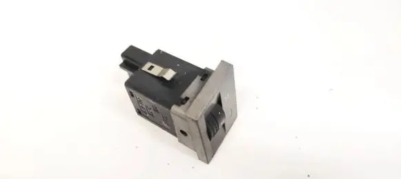 Opel Vectra C Seat heating switch 13138251 32429810