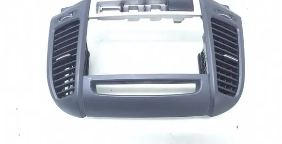 Hyundai Santa Fe Radio/GPS head unit trim 974202B900 974102B900