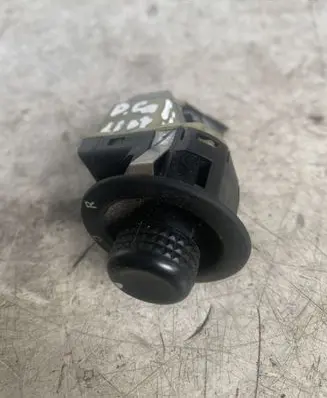 Dodge Caliber Wing mirror switch