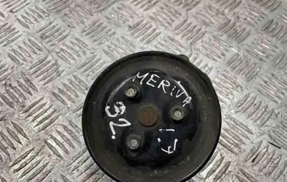Opel Meriva B Water pump