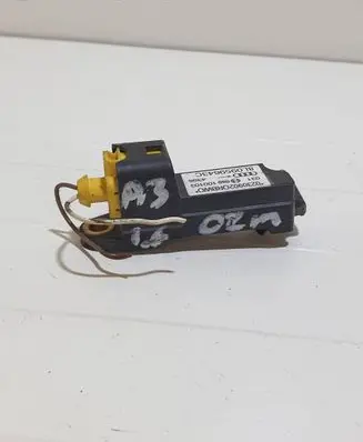 Audi A3 S3 8L Airbag deployment crash/impact sensor 8L0959643C 100103 02309020RB