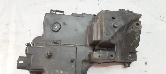 Battery box tray
