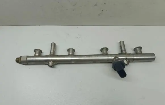 Volkswagen Golf VII Fuel main line pipe 06K133317G 1715310723