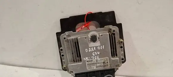 Citroen C4 I Engine control unit/module 0281011634 9653958980 9662872280