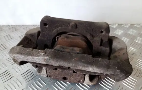 BMW 7 E65 E66 Front brake caliper
