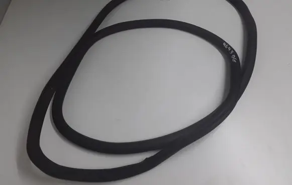 Ford Galaxy Rear door rubber seal (on body) 2061927
