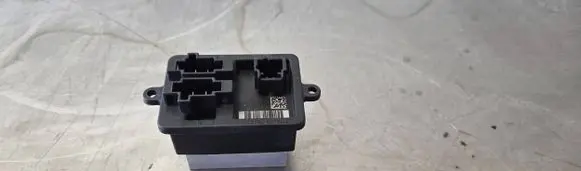 Opel Vivaro Heater blower motor/fan resistor 3034226917299 9821291880