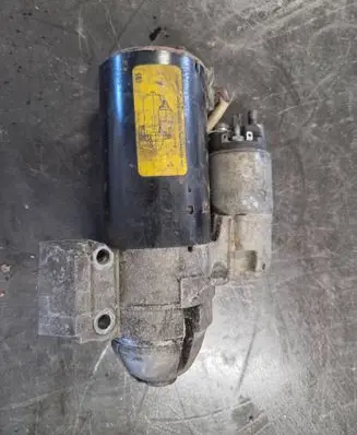BMW 5 F10 F11 Starter motor 7798006 0001139002
