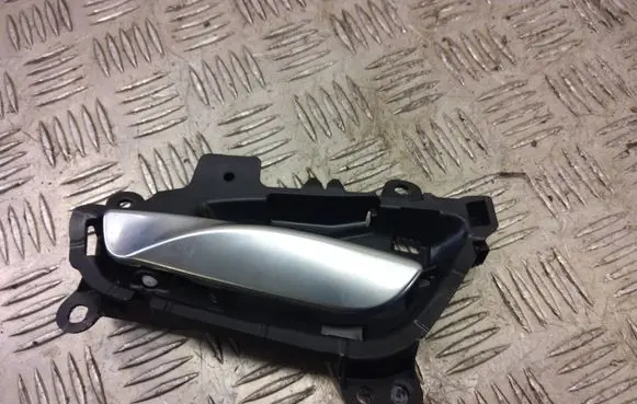 BMW 2 F22 F23 Front door interior handle 7240411