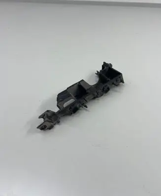 Audi A6 C7 Front bumper mounting bracket 4g0807283