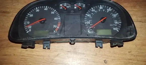 Volkswagen Golf IV Speedometer (instrument cluster) 1j0919931b 110008917016