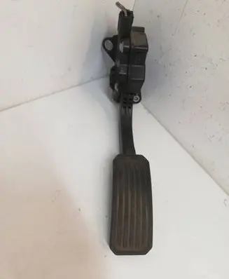 Toyota Land Cruiser (J200) Accelerator throttle pedal 7811060020 01K29D00106 1988007570