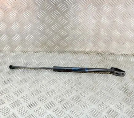 Toyota Auris 150 Tailgate/trunk strut/damper 6896002081