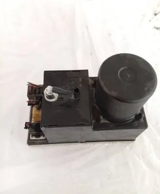 Audi A3 S3 8P Central locking vacuum pump 632336