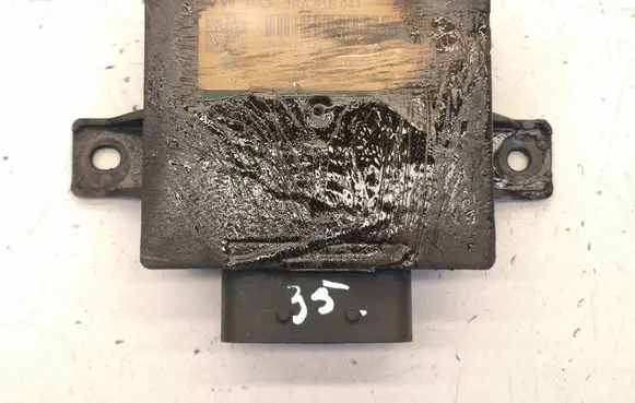 Volkswagen PASSAT B7 Power management control unit 3AA919041