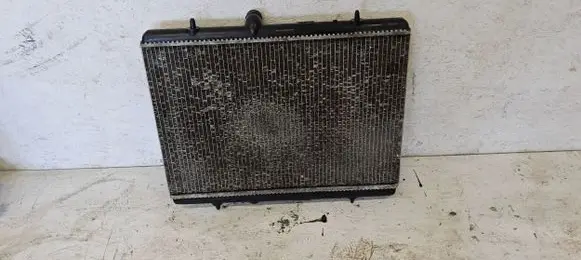 Peugeot RCZ Coolant radiator 9674041380