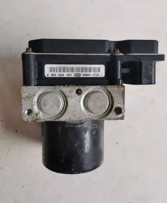 Volkswagen Polo ABS Pump 0265800363