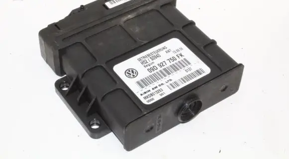 Audi Q7 4L Gearbox control unit/module 09D927750FK