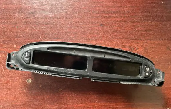 Citroen C4 I Speedometer (instrument cluster) 9661734780
