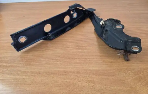 Audi A7 S7 4G Engine bonnet/hood hinges 4G8823302E