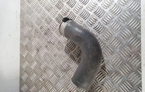 Volvo S90, V90 Intercooler hose/pipe 32222271