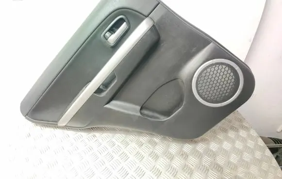 Suzuki Grand Vitara II Rear door card panel trim 8374265J0