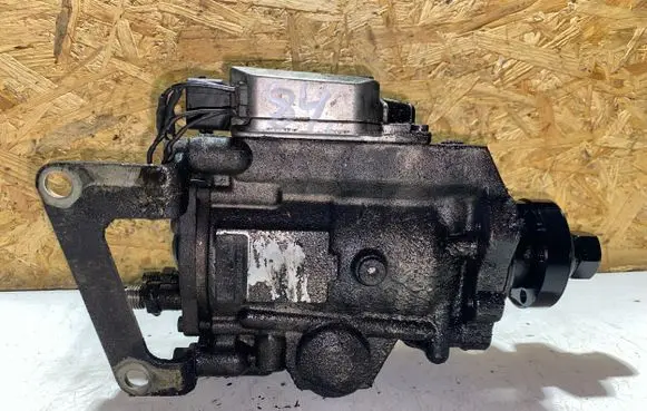 Opel Vectra B Fuel injection high pressure pump
