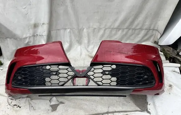 Alfa Romeo Tonale Front bumper