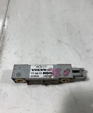 Volvo S80 Airbag deployment crash/impact sensor 9452777