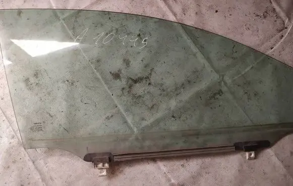 Fiat Punto (188) Front door window glass four-door as2