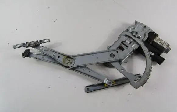 Opel Corsa C Front door window regulator with motor 13173074