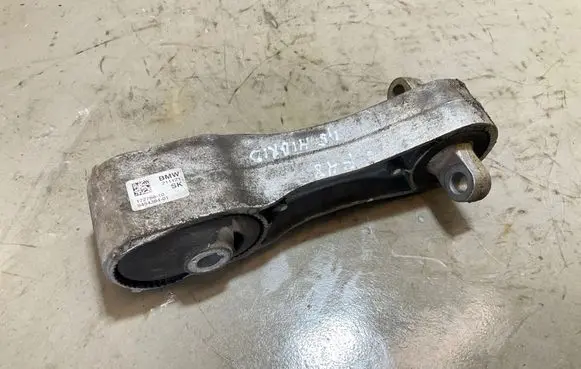 BMW X1 F48 F49 Engine mount bracket 9454384 211121 17276810