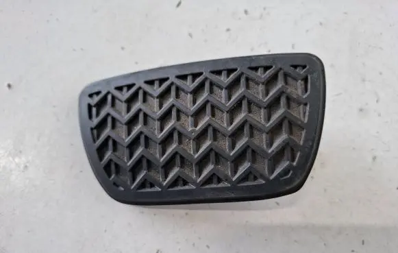Lexus RX 450H Brake pedal