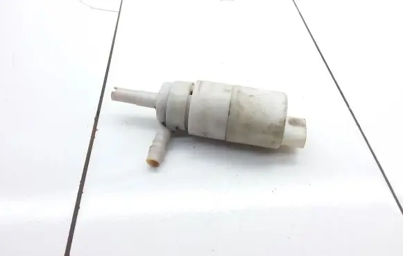 Opel Sintra Windscreen/windshield washer pump 22121790