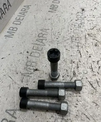 Mercedes-Benz V Class W447 Nuts/bolts 