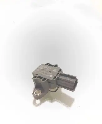 Audi A4 S4 B7 8E 8H Airbag deployment crash/impact sensor 8P0955557 031204 010465