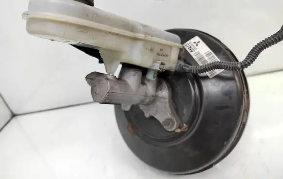 Mitsubishi Colt Brake booster PMR955871 320672720