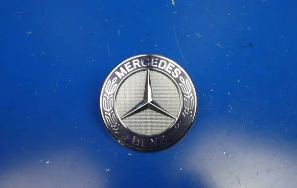 Mercedes-Benz GLA W156 X156 Manufacturer badge logo/emblem A2188170116