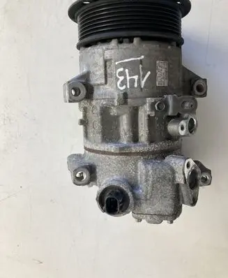 Toyota RAV 4 (XA30) Air conditioning (A/C) compressor (pump) 4472601257