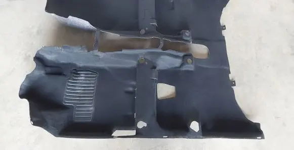 Toyota Yaris Interior carpet 585100D660