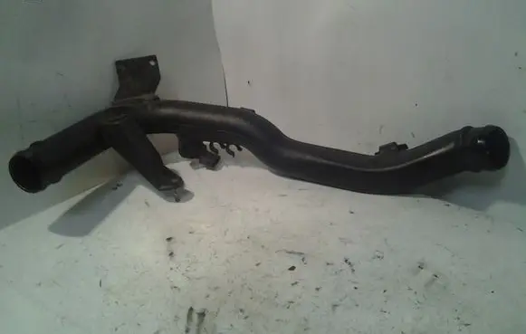 Audi A4 S4 B5 8D Intercooler hose/pipe 8D0145840L