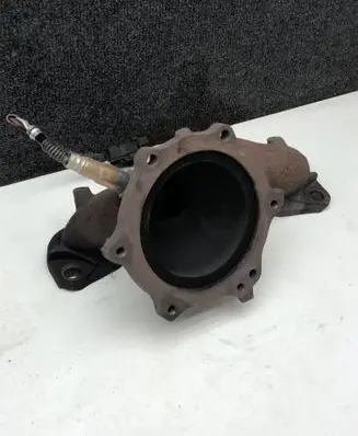 Nissan Murano Z50 Exhaust manifold