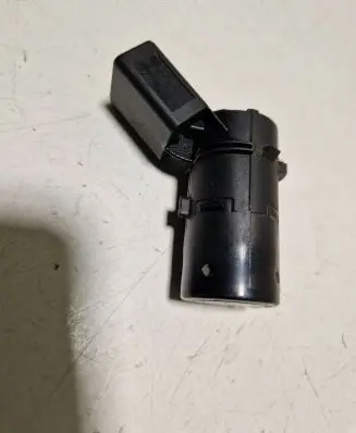 Audi A4 S4 B7 8E 8H Parking PDC sensor 7H0919275D PA66GF30