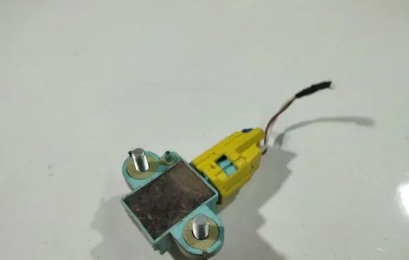 Audi A6 S6 C6 4F Airbag deployment crash/impact sensor 4F0955557A