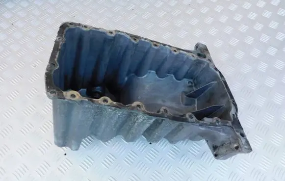 Volkswagen Crafter Oil sump 03L103603L