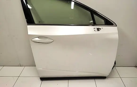 Lexus NX Front door