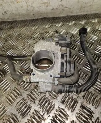 Opel Zafira B Throttle valve 055352858